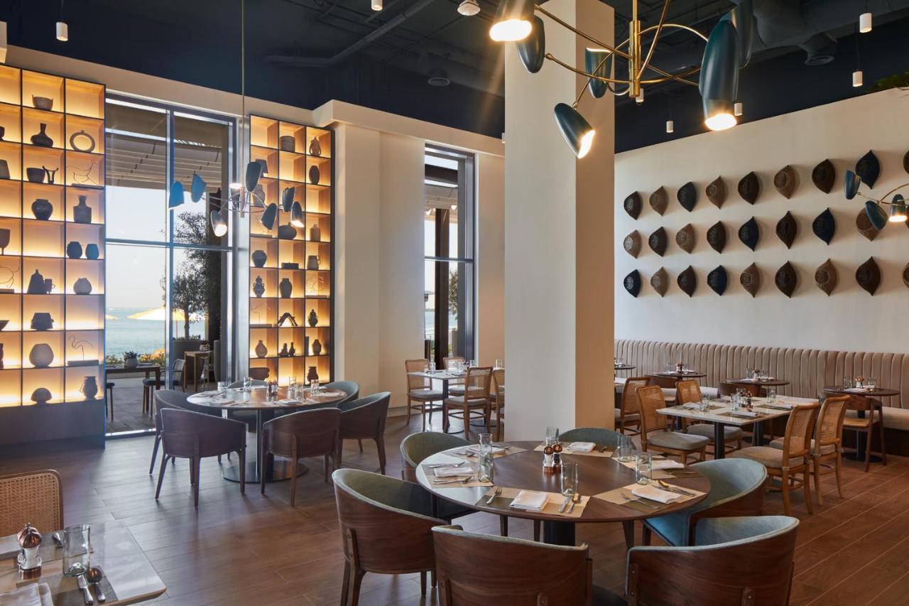 Vida Beach Resort Umm Al Quwain מראה חיצוני תמונה Restaurant interior